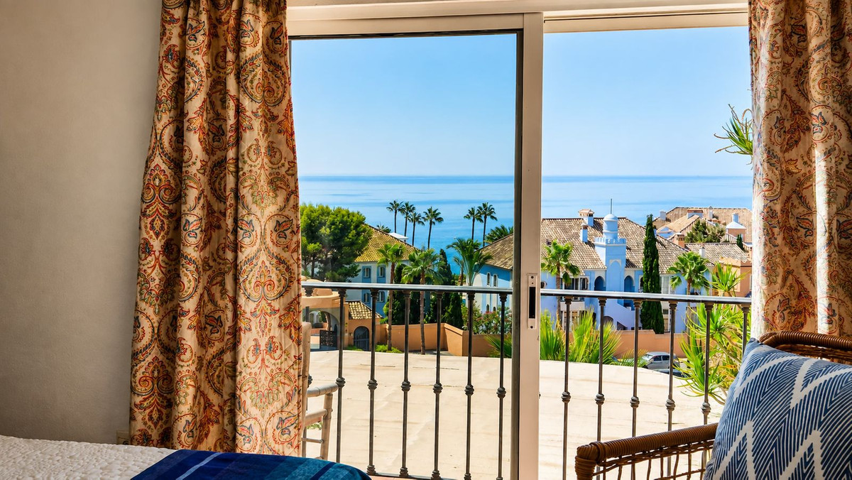 3 Bed Townhouse for sale in Casares Playa Costa Del Sol, Málaga, Spain