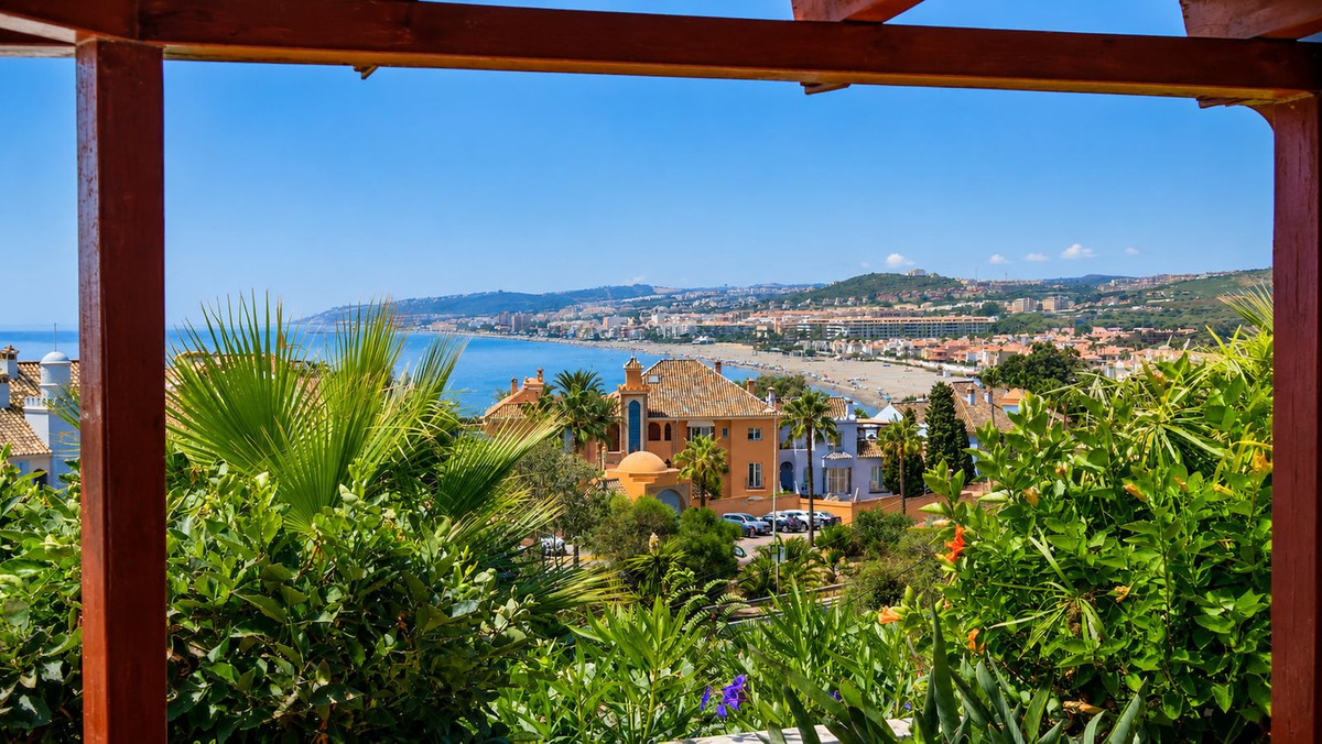 3 Bed Townhouse for sale in Casares Playa Costa Del Sol, Málaga, Spain