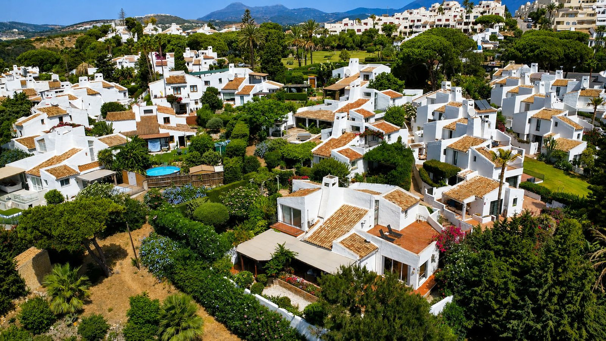 3 Bed Townhouse for sale in Casares Playa Costa Del Sol, Málaga, Spain