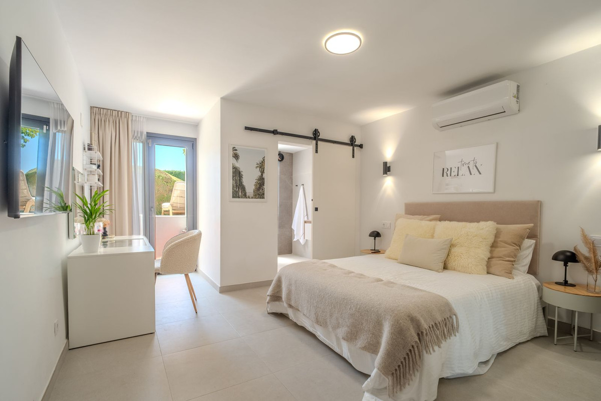 Se vende Adosada de 4 dormitorios en Costa Del Sol, Málaga, España