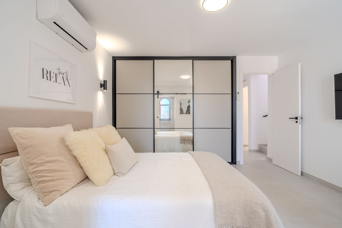 Se vende Adosada de 4 dormitorios en Costa Del Sol, Málaga, España