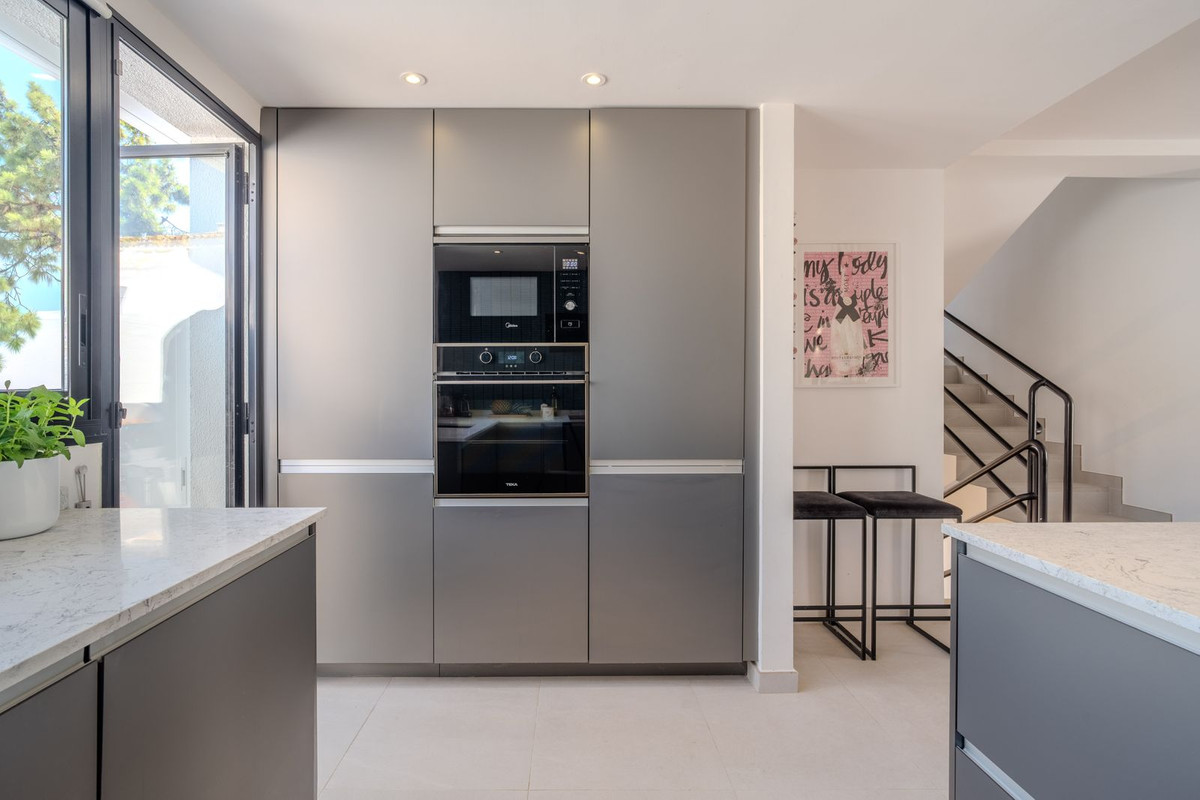 Se vende Adosada de 4 dormitorios en Costa Del Sol, Málaga, España