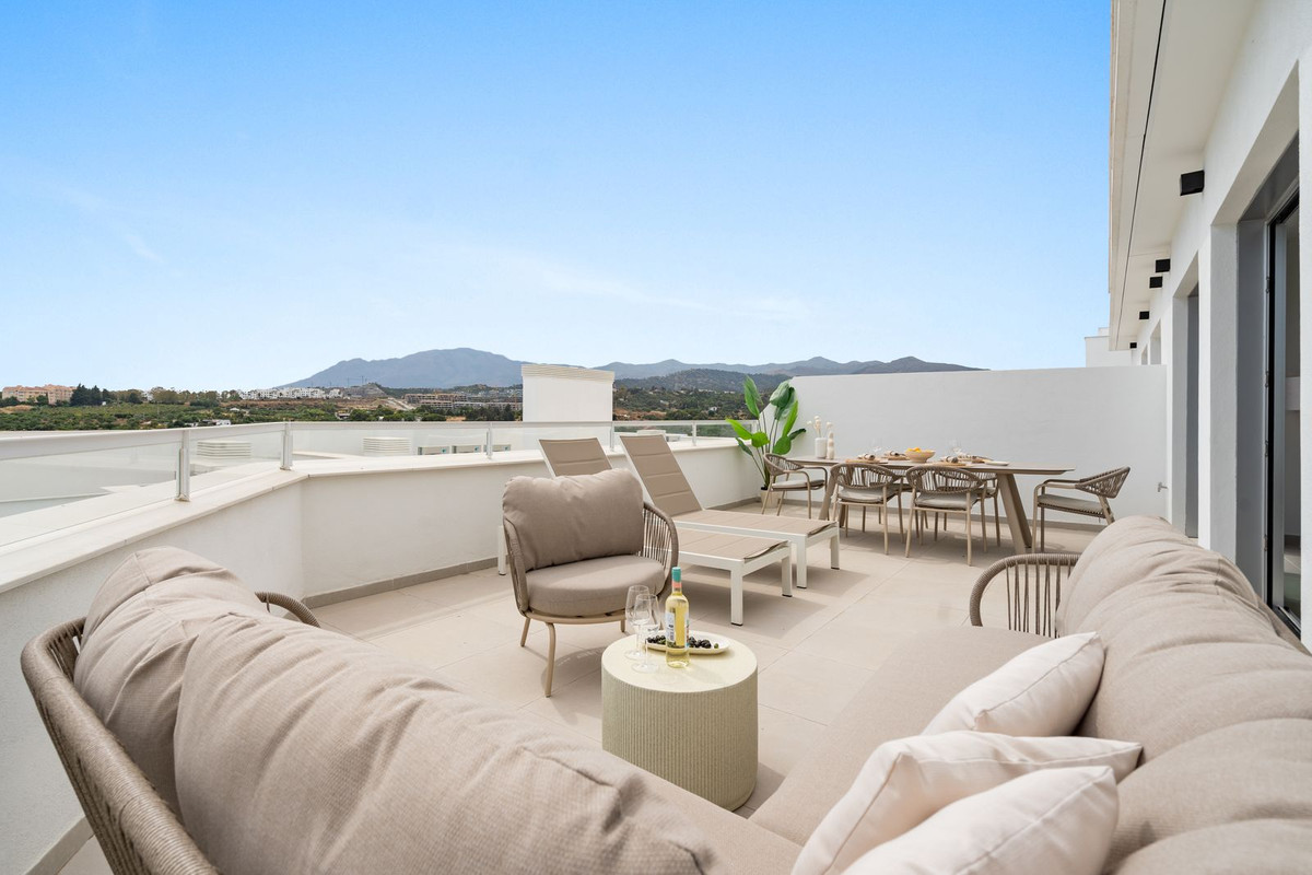 Se vende Apartamento en Planta Última de 3 dormitorios en Costa Del Sol, Málaga, España