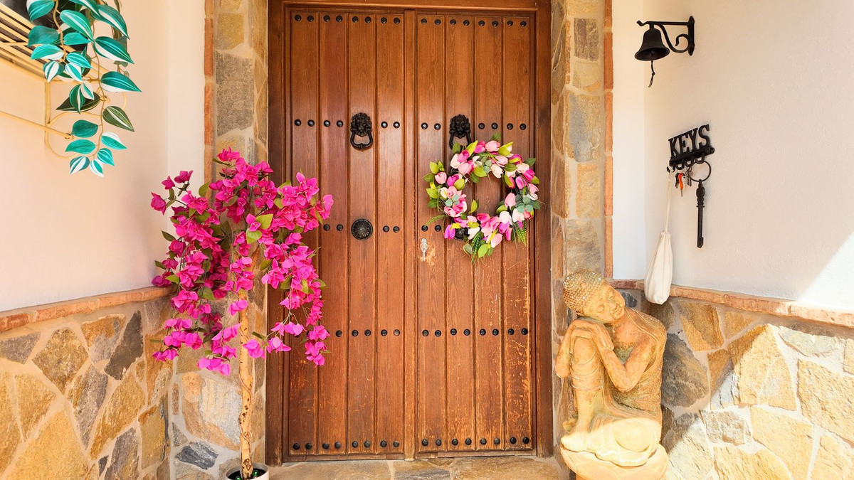 Se vende Villa - Chalet de 6 dormitorios en Costa Del Sol, Málaga, España