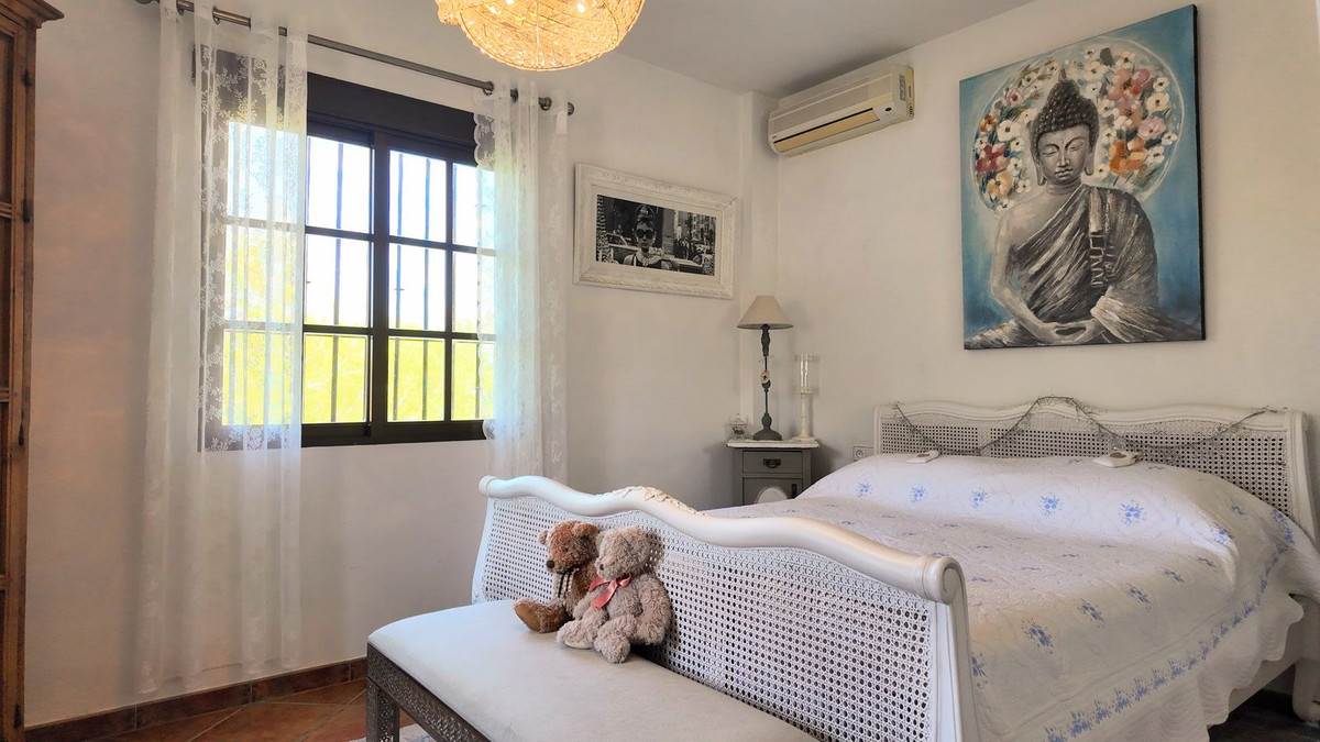Se vende Villa - Chalet de 6 dormitorios en Costa Del Sol, Málaga, España
