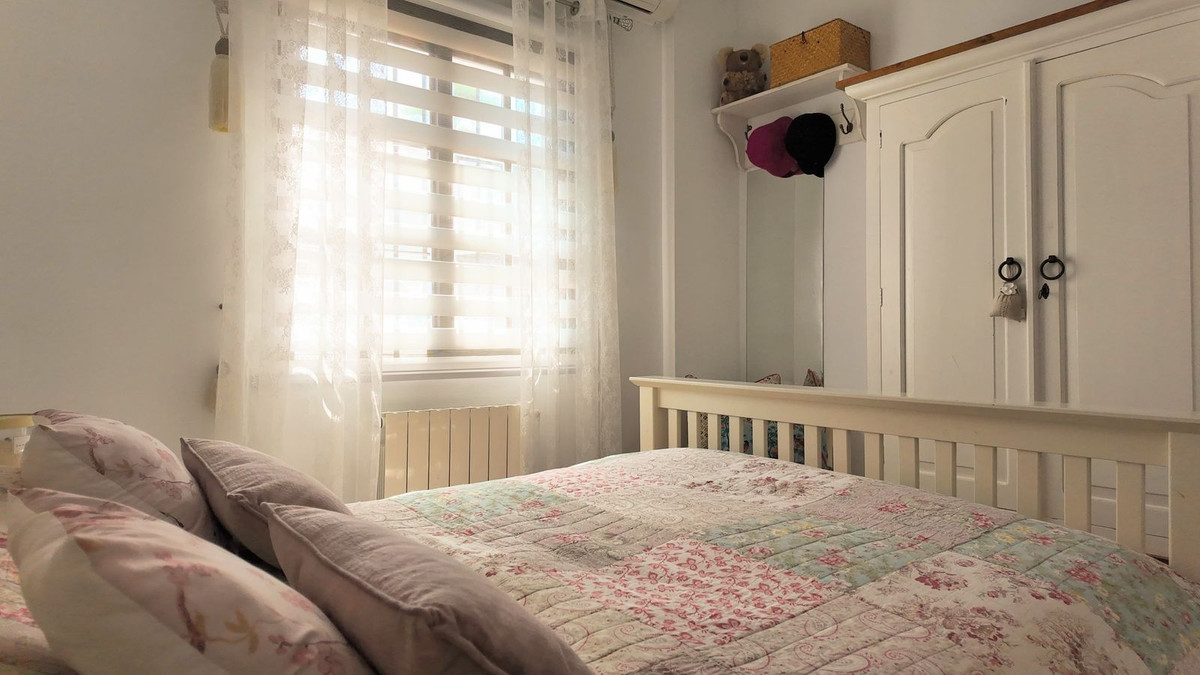 Se vende Villa - Chalet de 6 dormitorios en Costa Del Sol, Málaga, España
