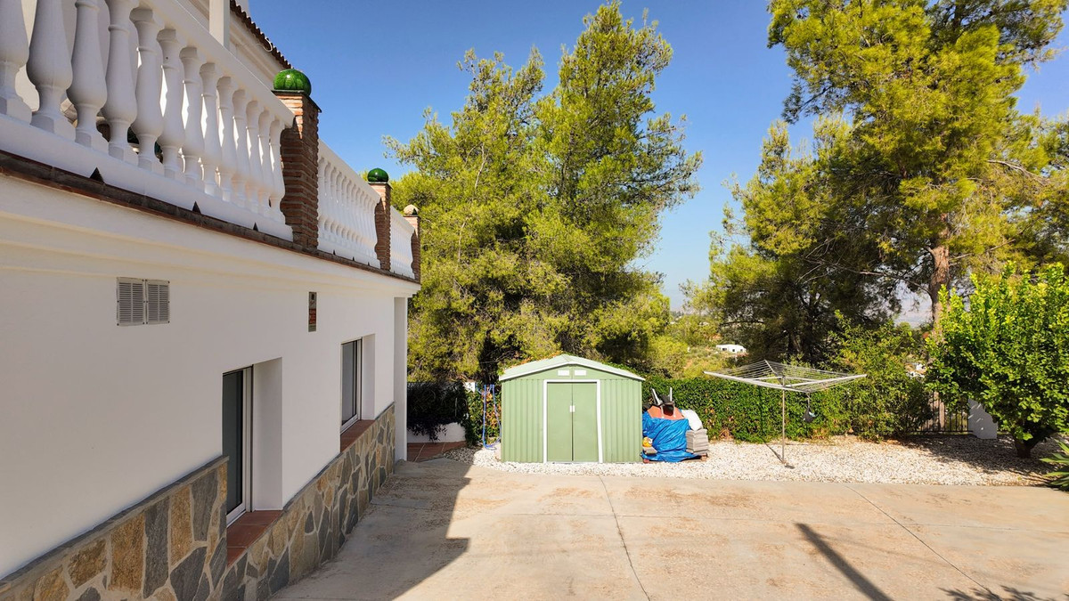Se vende Villa - Chalet de 6 dormitorios en Costa Del Sol, Málaga, España
