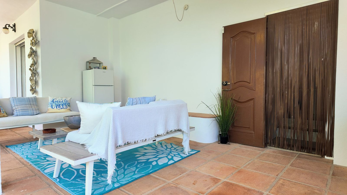 Se vende Villa - Chalet de 6 dormitorios en Costa Del Sol, Málaga, España