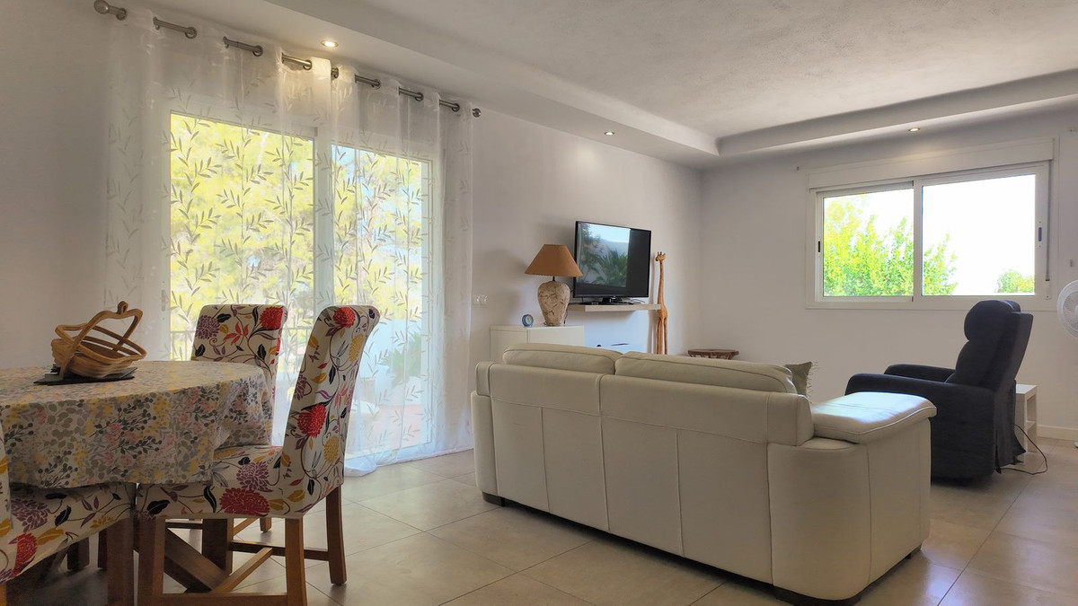 Se vende Villa - Chalet de 6 dormitorios en Costa Del Sol, Málaga, España