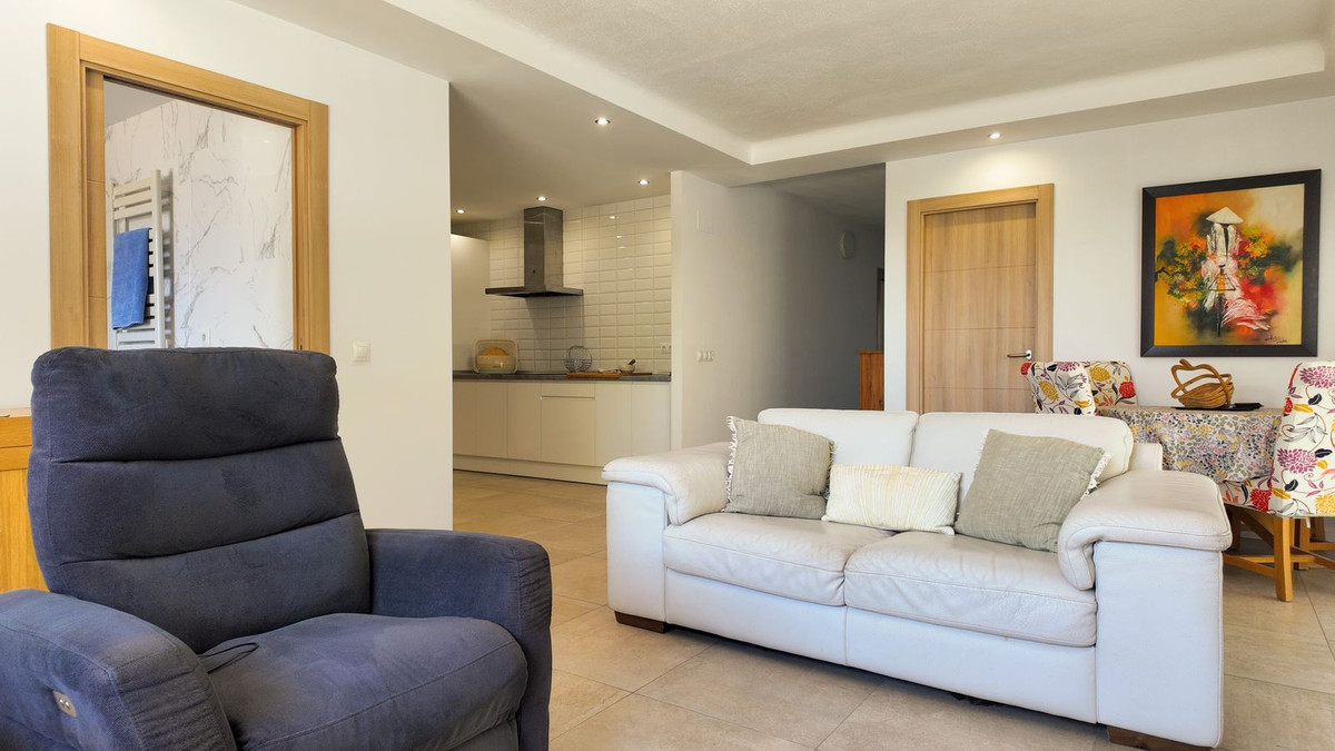 Se vende Villa - Chalet de 6 dormitorios en Costa Del Sol, Málaga, España