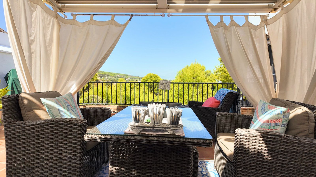 Se vende Villa - Chalet de 6 dormitorios en Costa Del Sol, Málaga, España