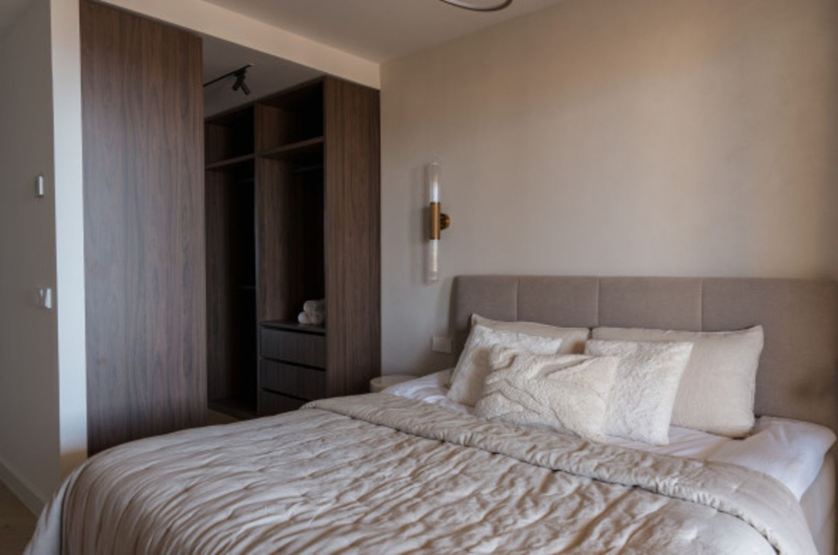 3 Bed Apartment for sale in Nueva Andalucía Costa Del Sol, Málaga, Spain