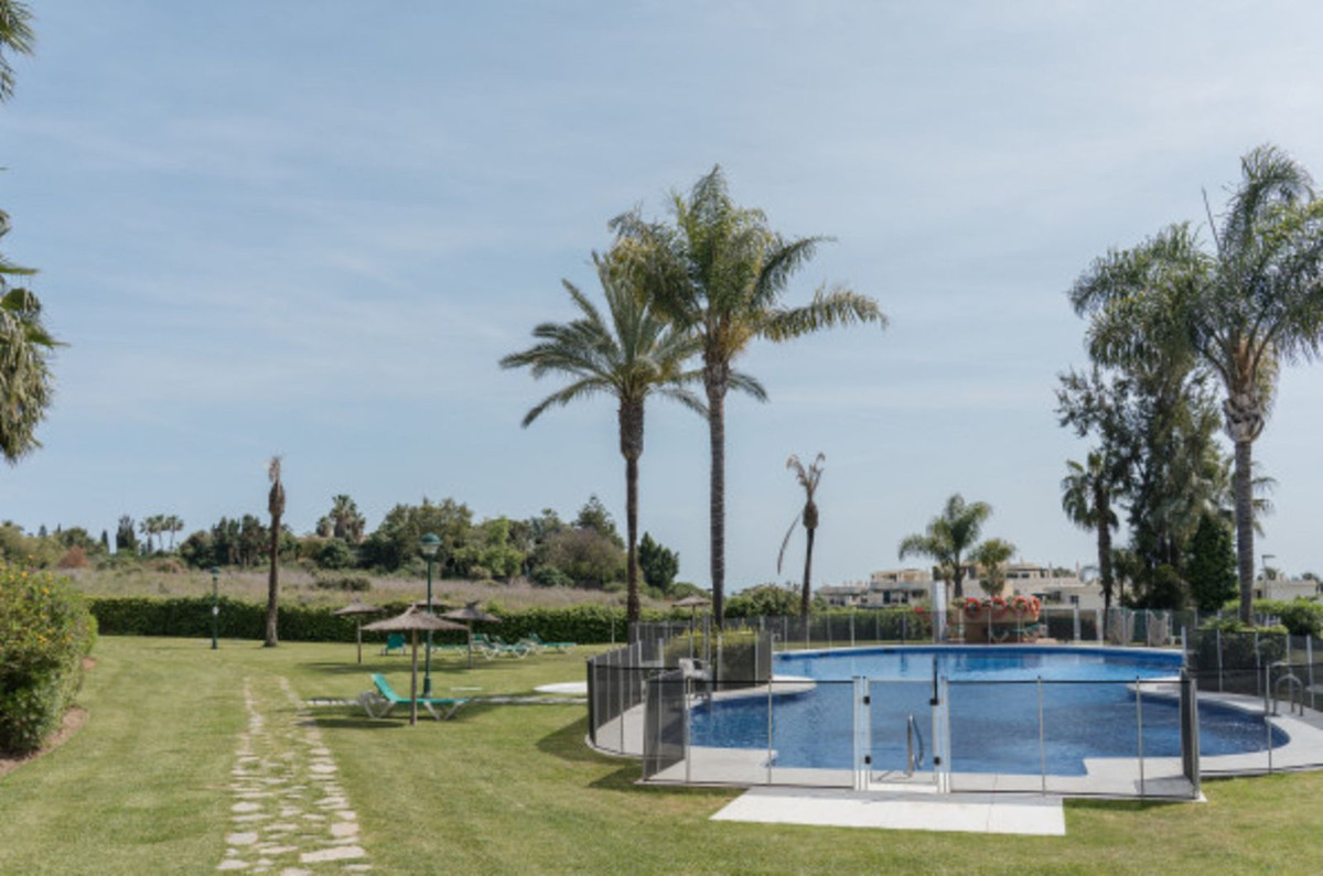 3 Bed Apartment for sale in Nueva Andalucía Costa Del Sol, Málaga, Spain