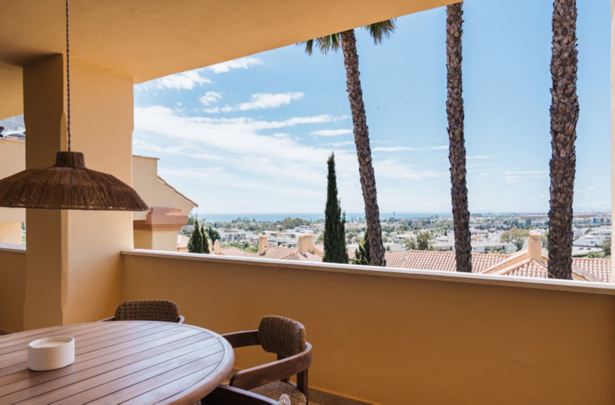 3 Bed Apartment for sale in Nueva Andalucía Costa Del Sol, Málaga, Spain