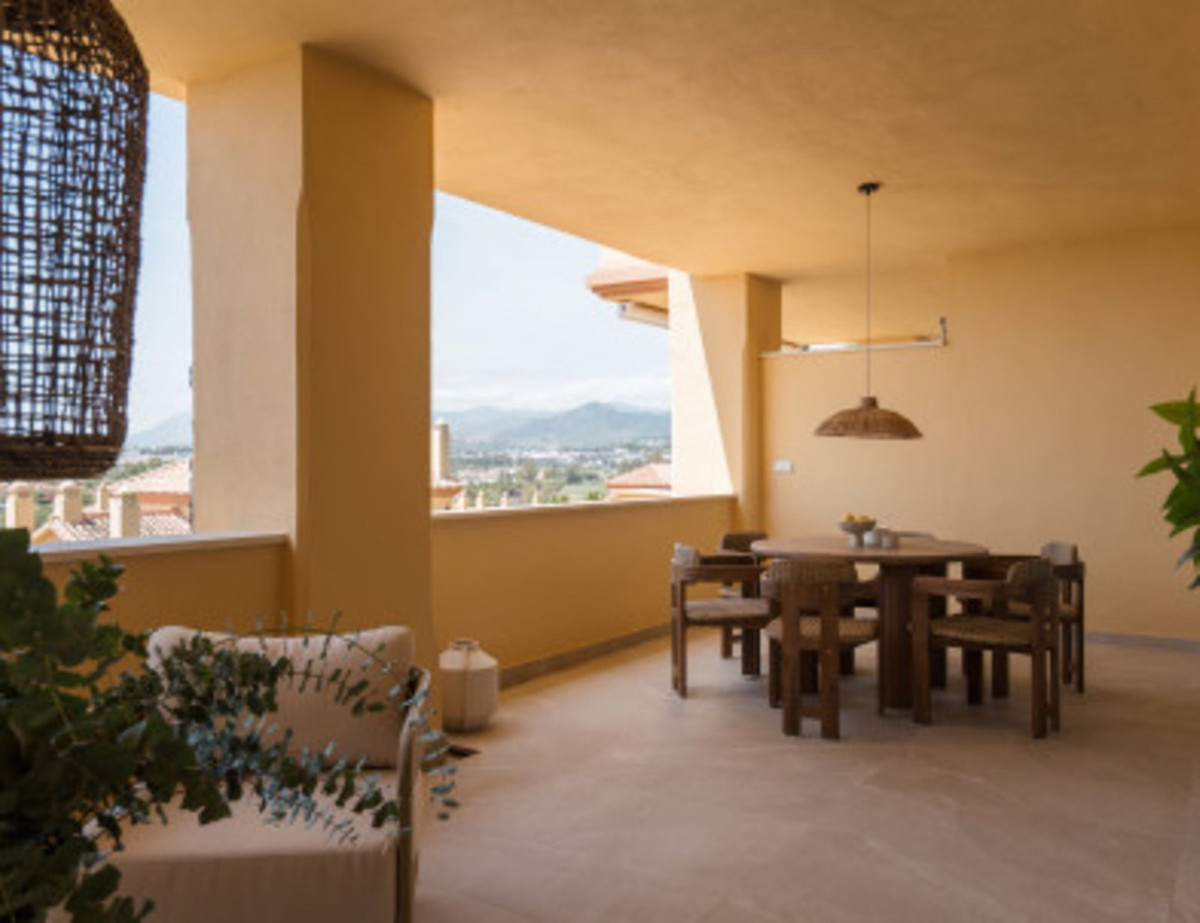 3 Bed Apartment for sale in Nueva Andalucía Costa Del Sol, Málaga, Spain