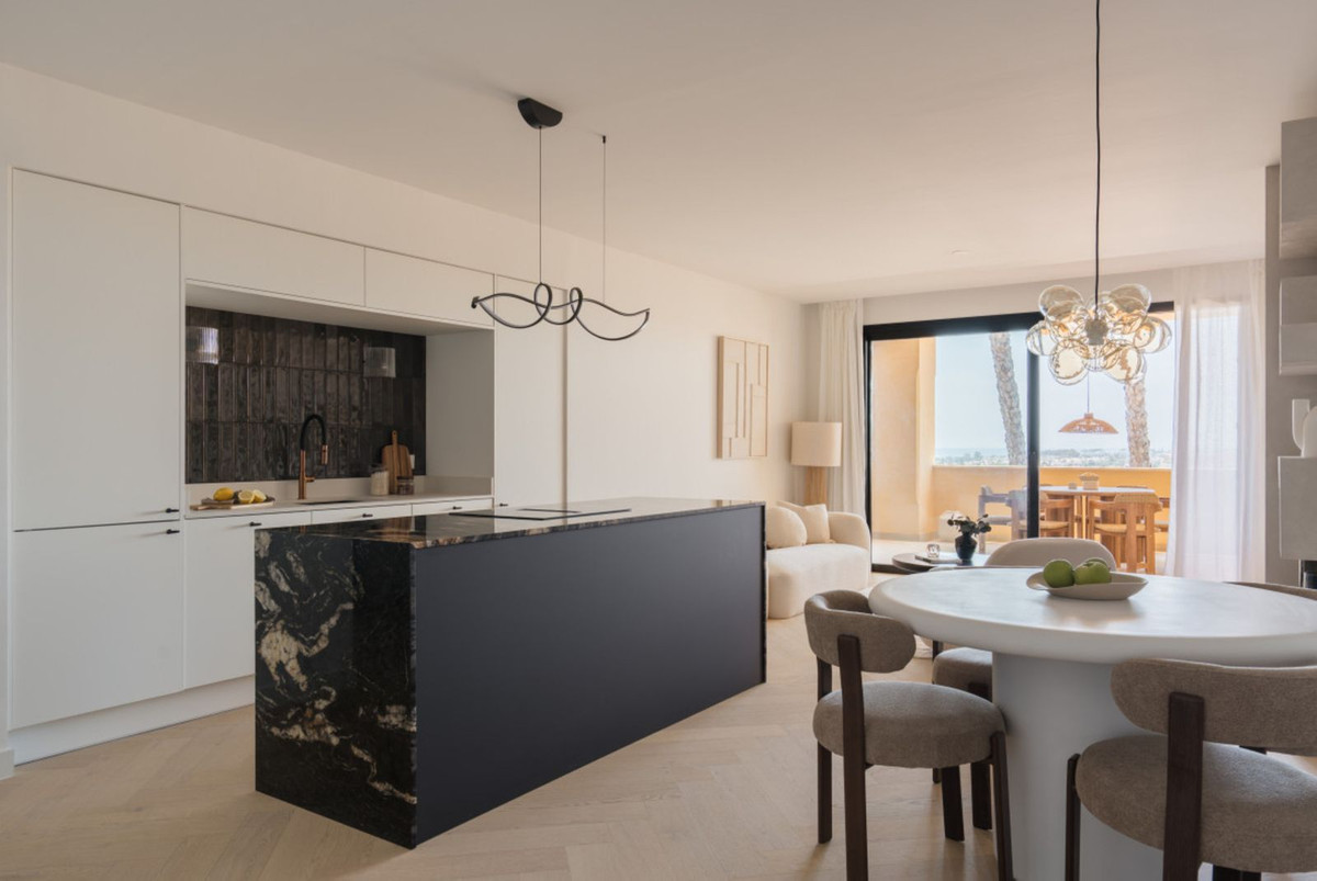 3 Bed Apartment for sale in Nueva Andalucía Costa Del Sol, Málaga, Spain