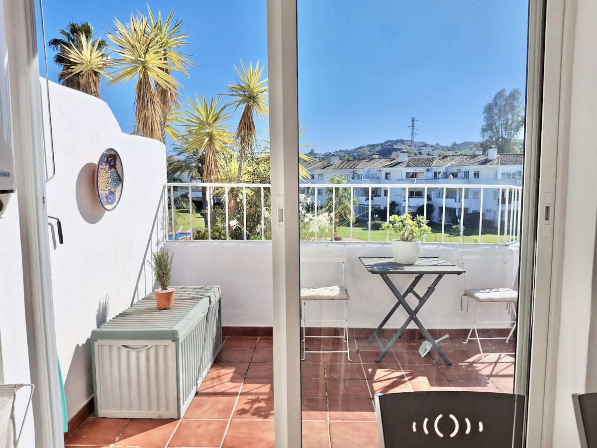 Se vende Apartamento Planta Media de 3 dormitorios en Costa Del Sol, Málaga, España