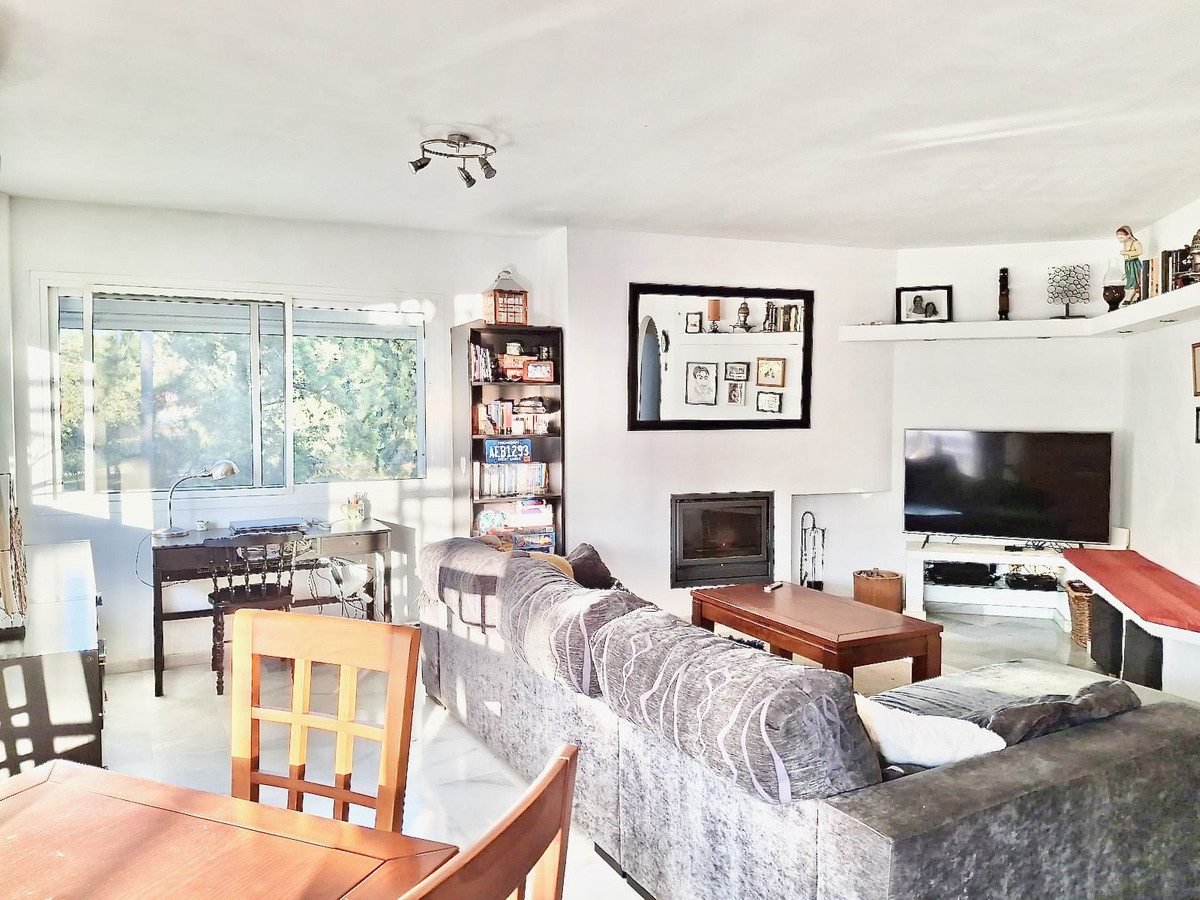 Se vende Apartamento Planta Media de 3 dormitorios en Costa Del Sol, Málaga, España