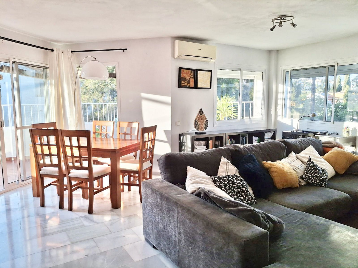 Se vende Apartamento Planta Media de 3 dormitorios en Costa Del Sol, Málaga, España