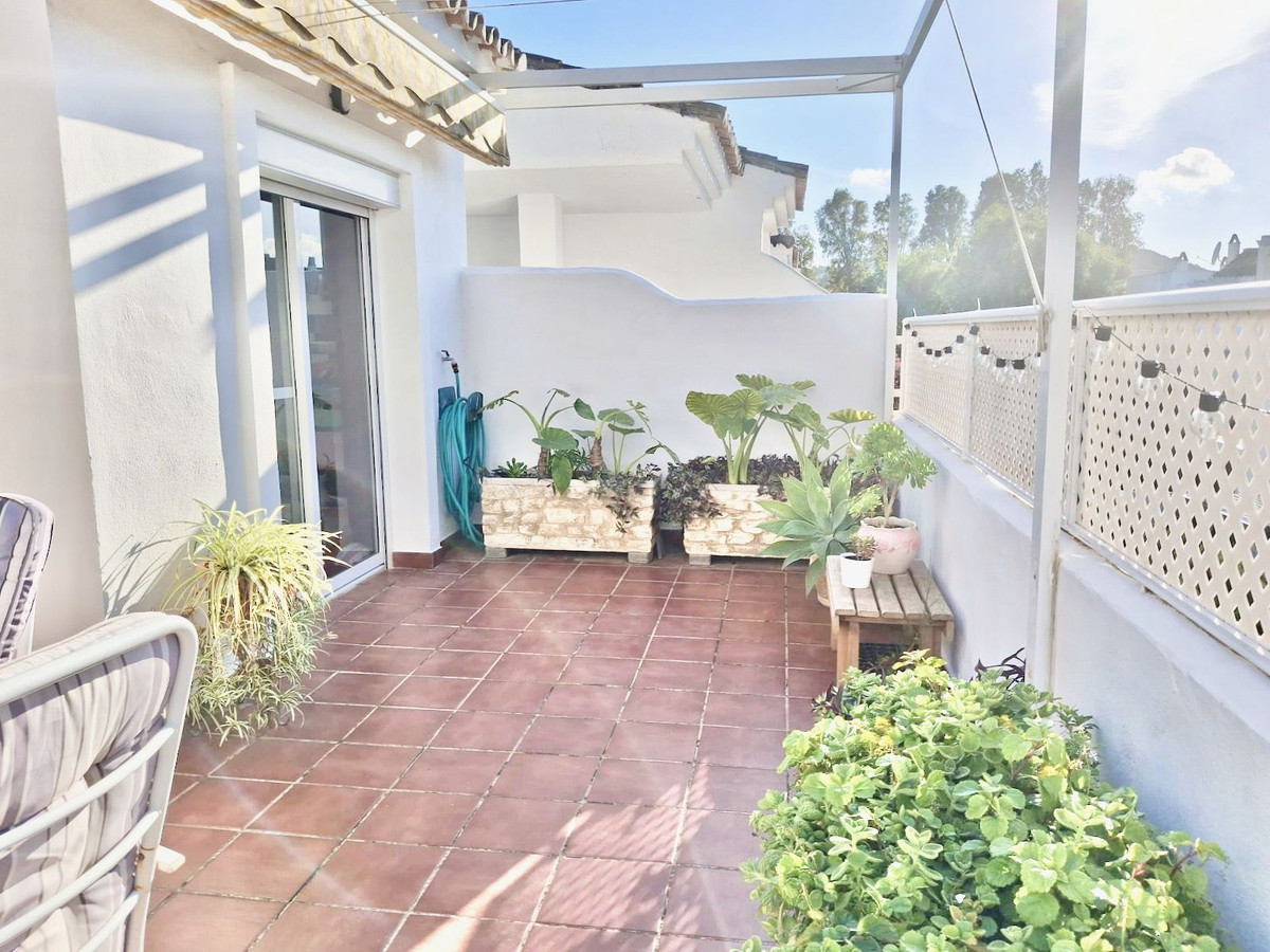 Se vende Apartamento Planta Media de 3 dormitorios en Costa Del Sol, Málaga, España