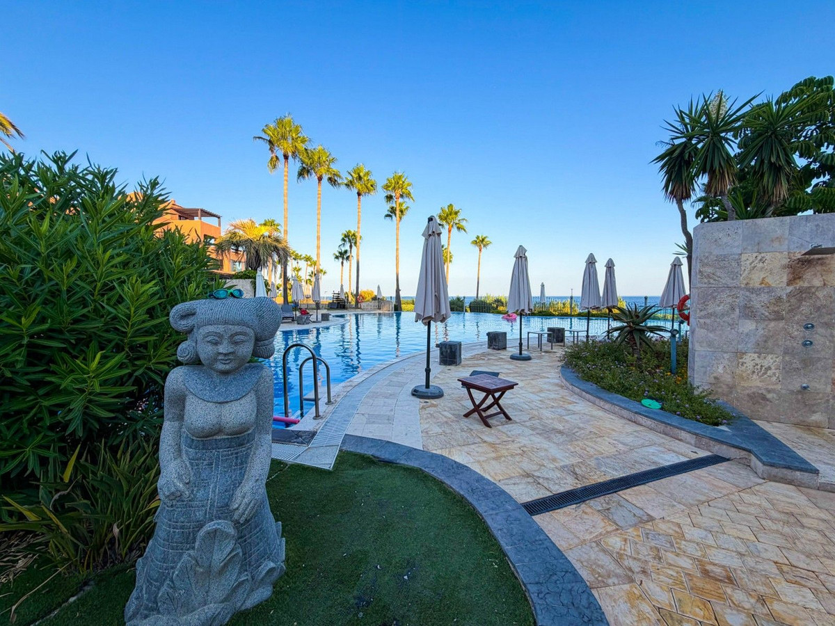 2 Bed Apartment for sale in New Golden Mile Costa Del Sol, Málaga, Spain