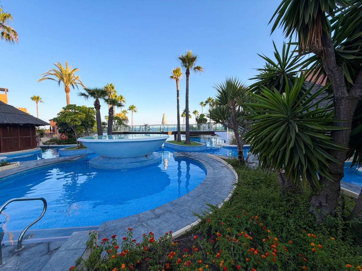 2 Bed Apartment for sale in New Golden Mile Costa Del Sol, Málaga, Spain