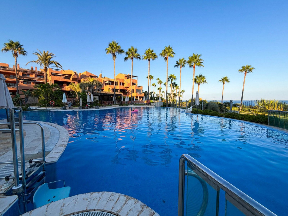 2 Bed Apartment for sale in New Golden Mile Costa Del Sol, Málaga, Spain