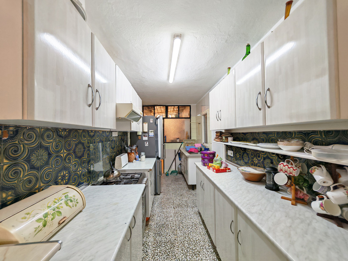 Se vende Villa - Chalet de 3 dormitorios en Costa Del Sol, Málaga, España