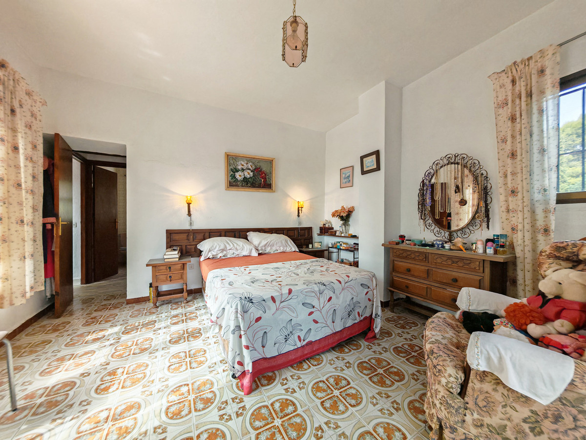 Se vende Villa - Chalet de 3 dormitorios en Costa Del Sol, Málaga, España