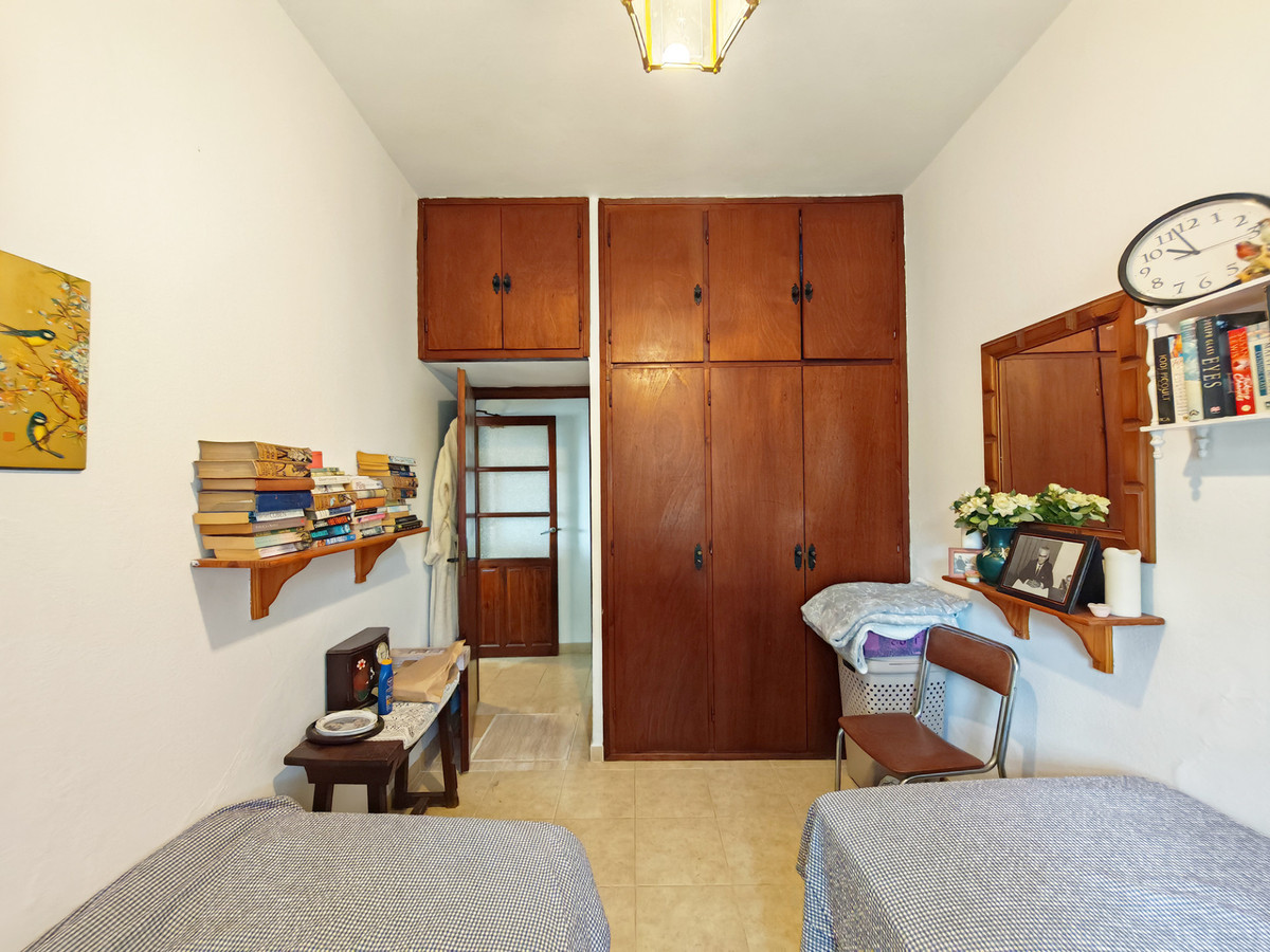 Se vende Villa - Chalet de 3 dormitorios en Costa Del Sol, Málaga, España