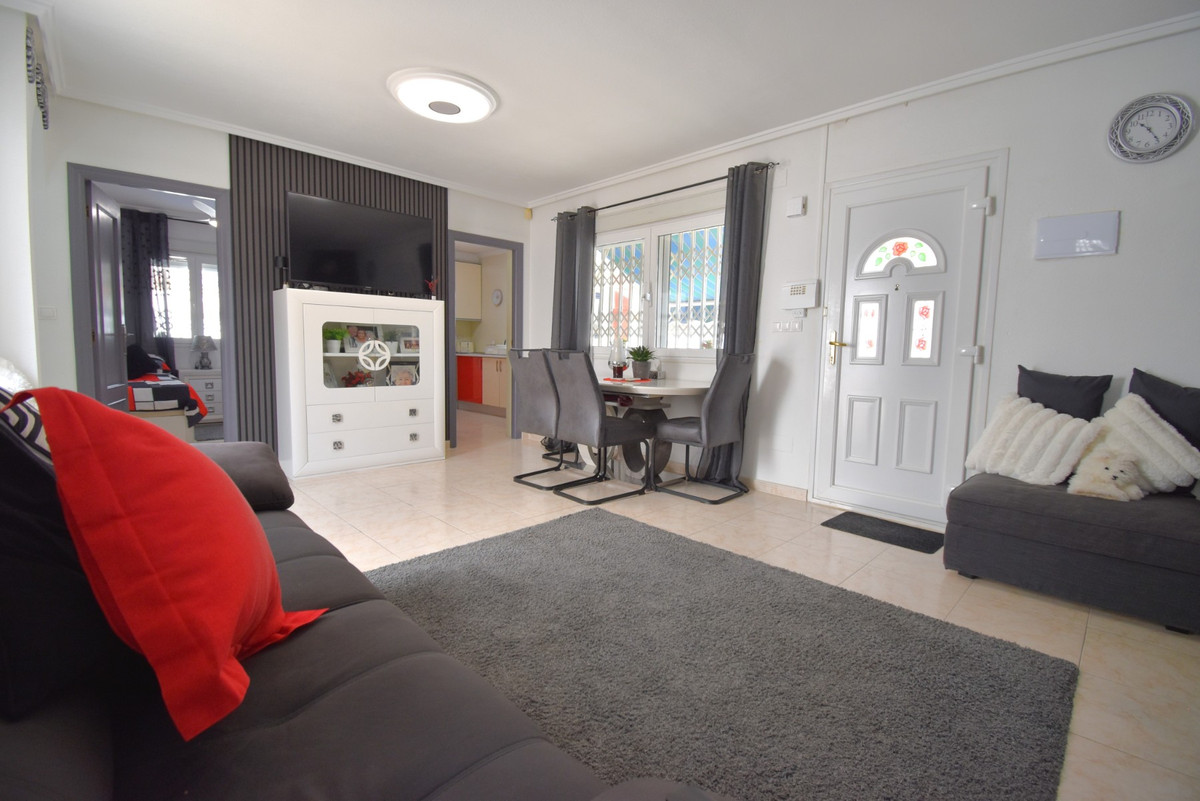 2 Bed Townhouse for sale in Playa Flamenca Costa Blanca, Alicante, Spain
