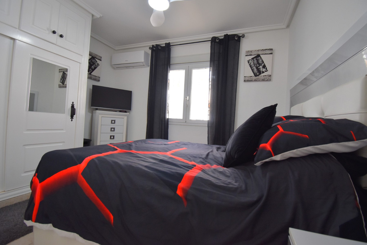 2 Bed Townhouse for sale in Playa Flamenca Costa Blanca, Alicante, Spain