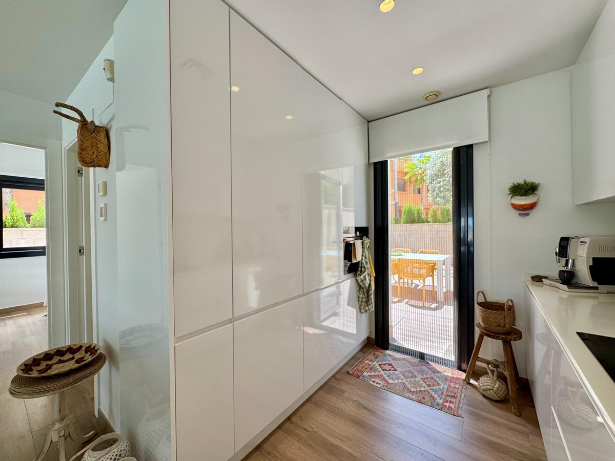 Se vende Villa - Chalet de 4 dormitorios en Costa Blanca, Alicante, España