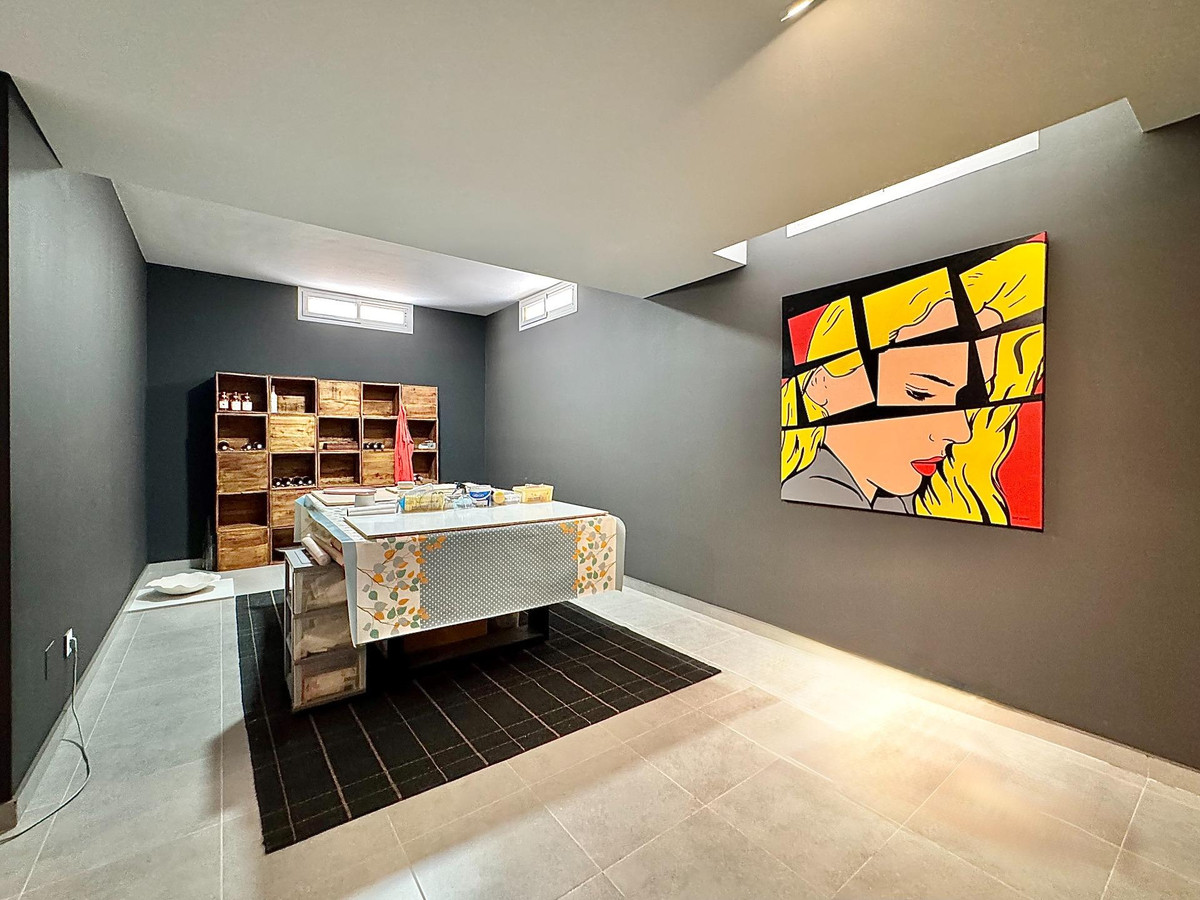 Se vende Villa - Chalet de 4 dormitorios en Costa Blanca, Alicante, España