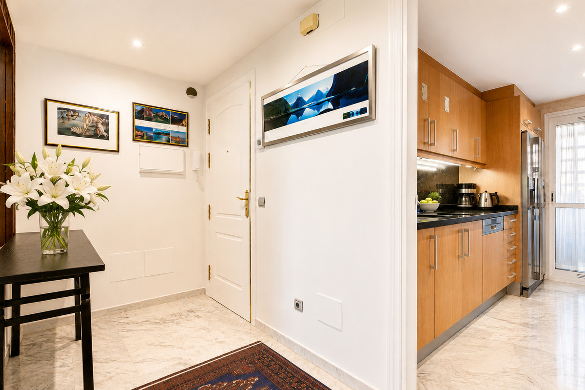 4 Bed Apartment for sale in Guadalmina Baja Costa Del Sol, Málaga, Spain