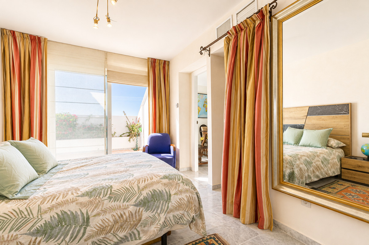 4 Bed Apartment for sale in Guadalmina Baja Costa Del Sol, Málaga, Spain