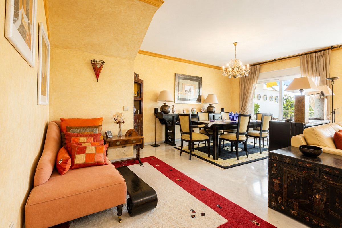 4 Bed Apartment for sale in Guadalmina Baja Costa Del Sol, Málaga, Spain