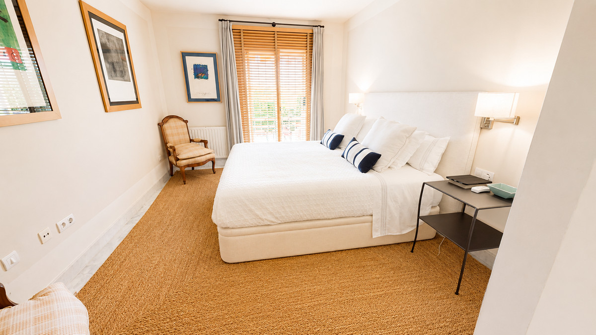 4 Bed Apartment for sale in Guadalmina Baja Costa Del Sol, Málaga, Spain