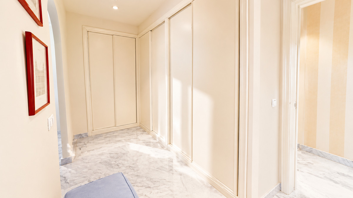 4 Bed Apartment for sale in Guadalmina Baja Costa Del Sol, Málaga, Spain