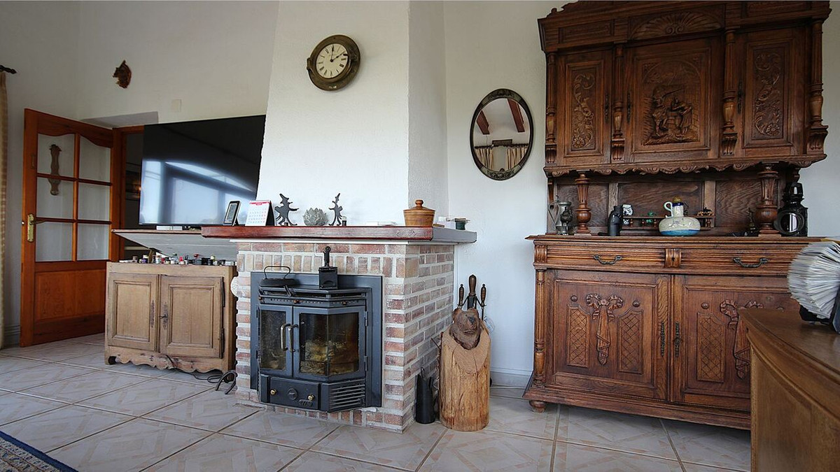 Se vende Villa - Chalet de 4 dormitorios en Costa Blanca, Alicante, España