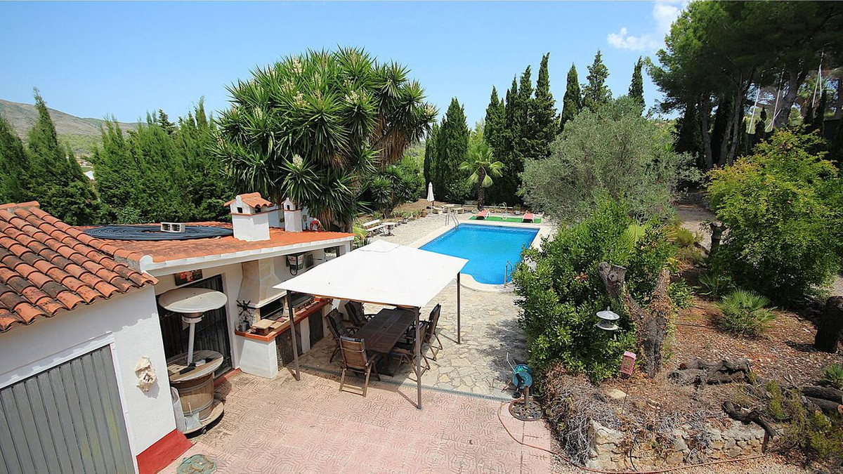 Se vende Villa - Chalet de 4 dormitorios en Costa Blanca, Alicante, España