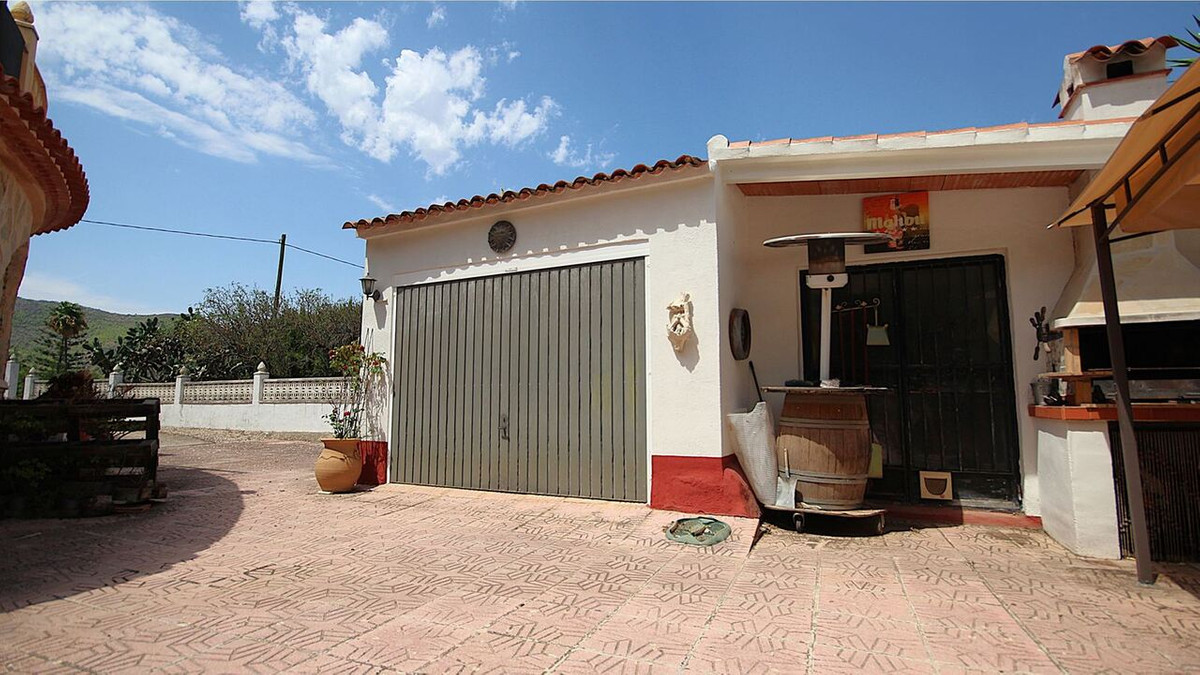 Se vende Villa - Chalet de 4 dormitorios en Costa Blanca, Alicante, España