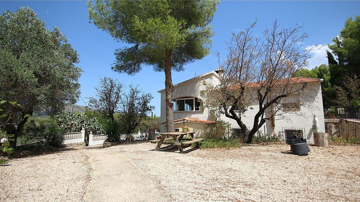 Se vende Villa - Chalet de 4 dormitorios en Costa Blanca, Alicante, España