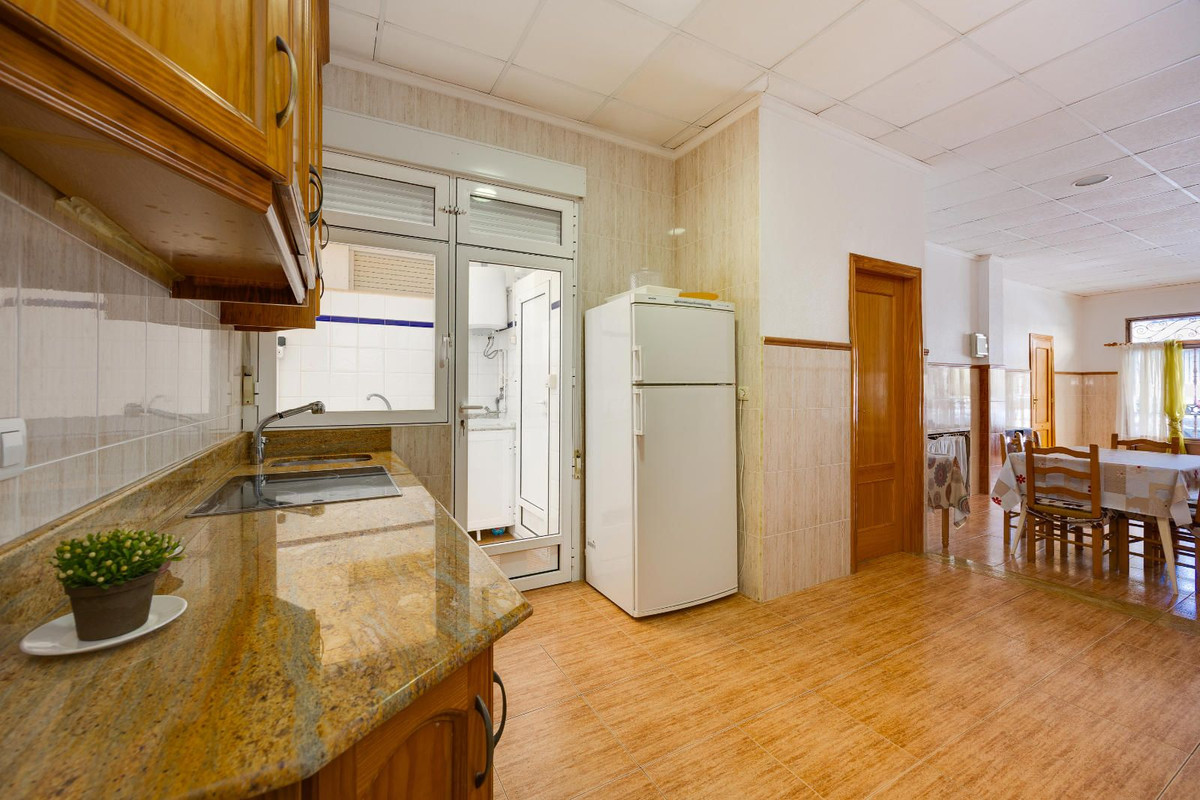 3 Bed Apartment for sale in Playa Del Cura Costa Blanca, Alicante, Spain
