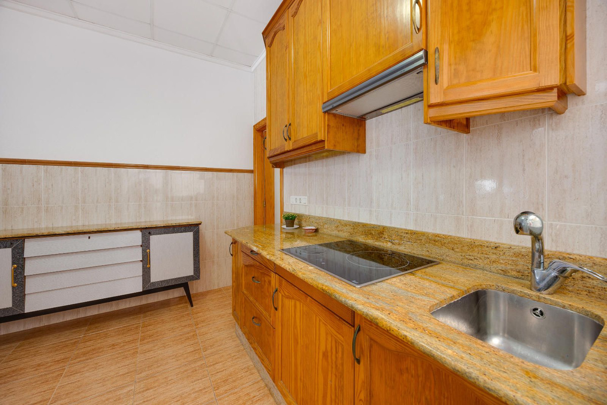 3 Bed Apartment for sale in Playa Del Cura Costa Blanca, Alicante, Spain
