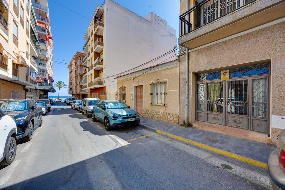 3 Bed Apartment for sale in Playa Del Cura Costa Blanca, Alicante, Spain
