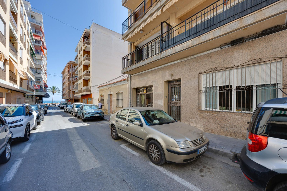 3 Bed Apartment for sale in Playa Del Cura Costa Blanca, Alicante, Spain