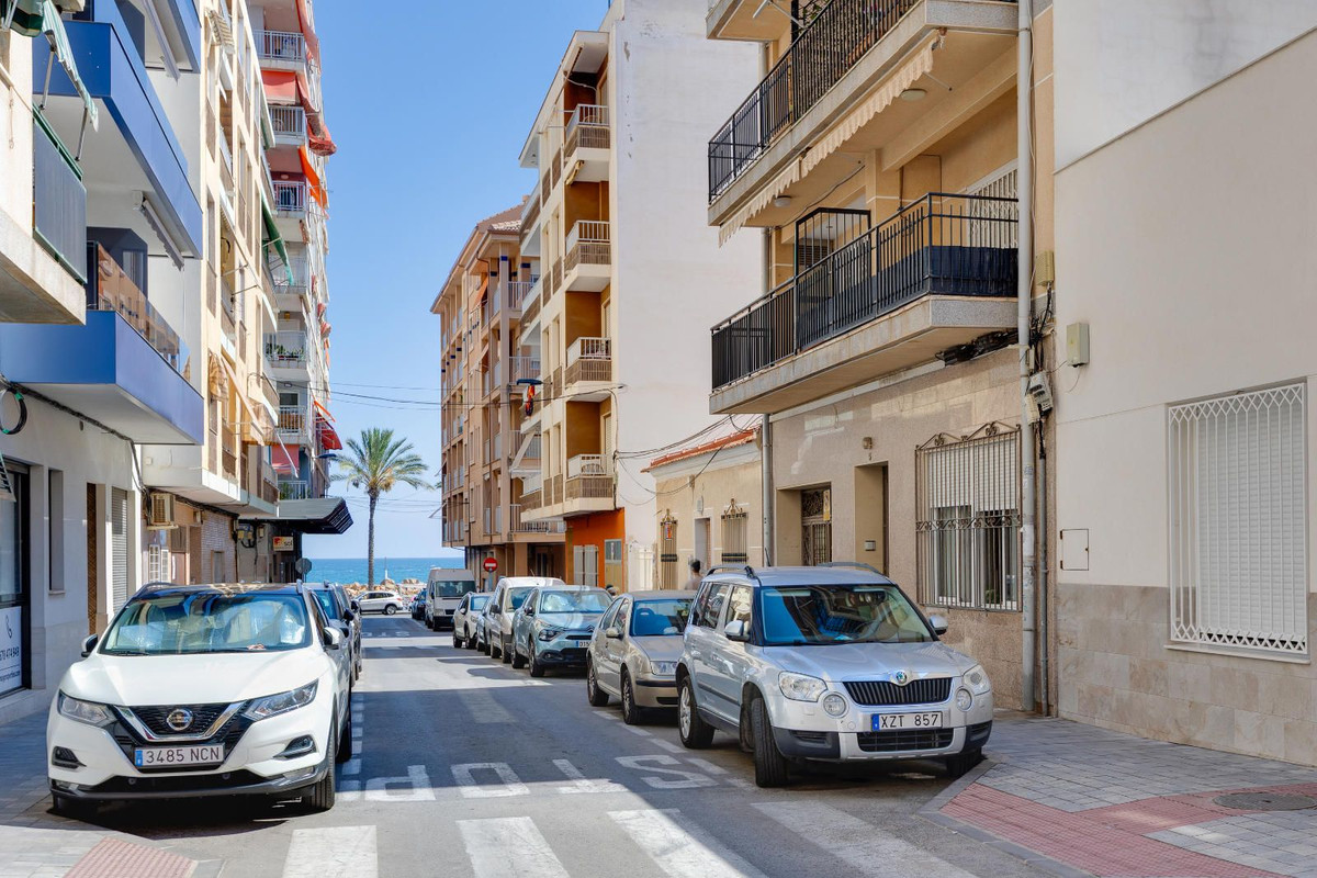3 Bed Apartment for sale in Playa Del Cura Costa Blanca, Alicante, Spain