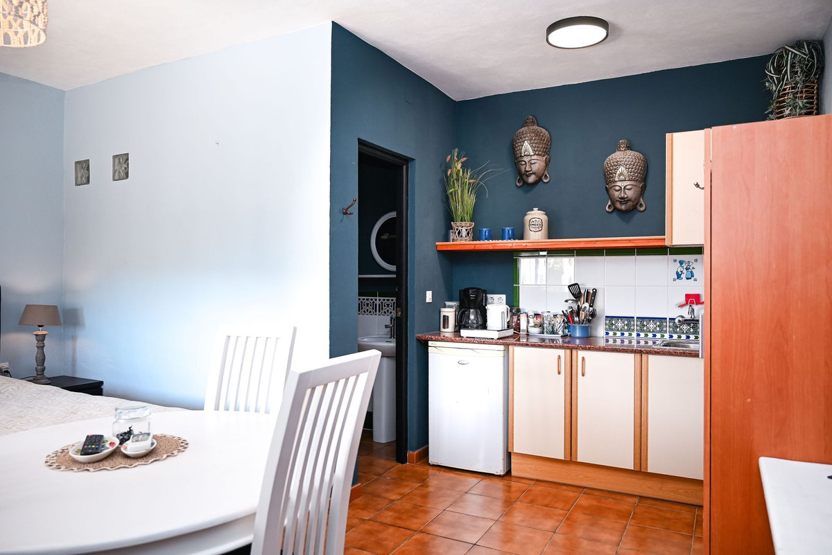 Se vende Villa - Chalet de 4 dormitorios en Costa Del Sol, Málaga, España