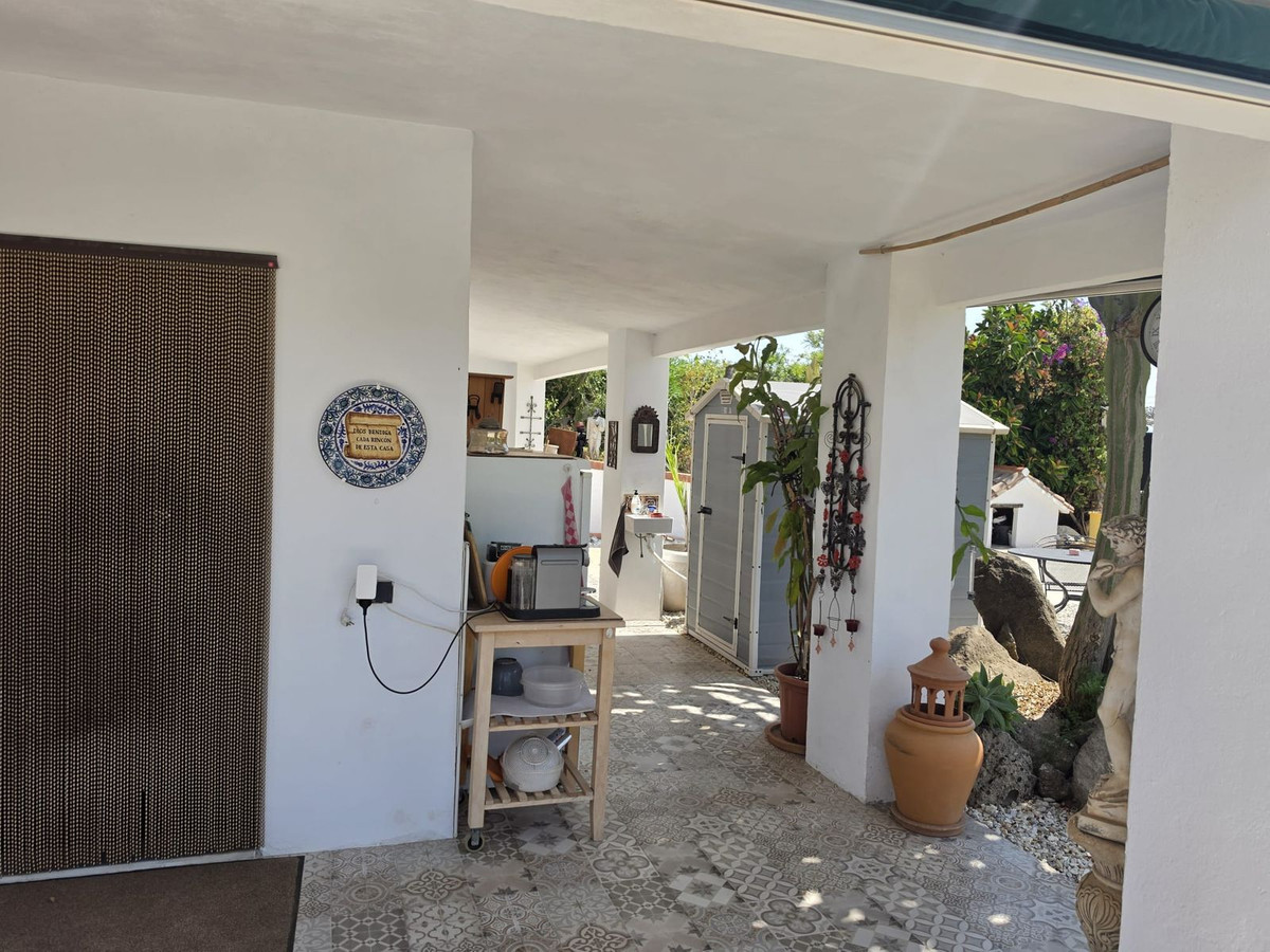 Se vende Villa - Chalet de 4 dormitorios en Costa Del Sol, Málaga, España